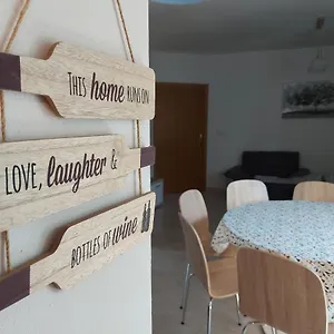 apartmani-ciprijan.hotelinzadar.com/